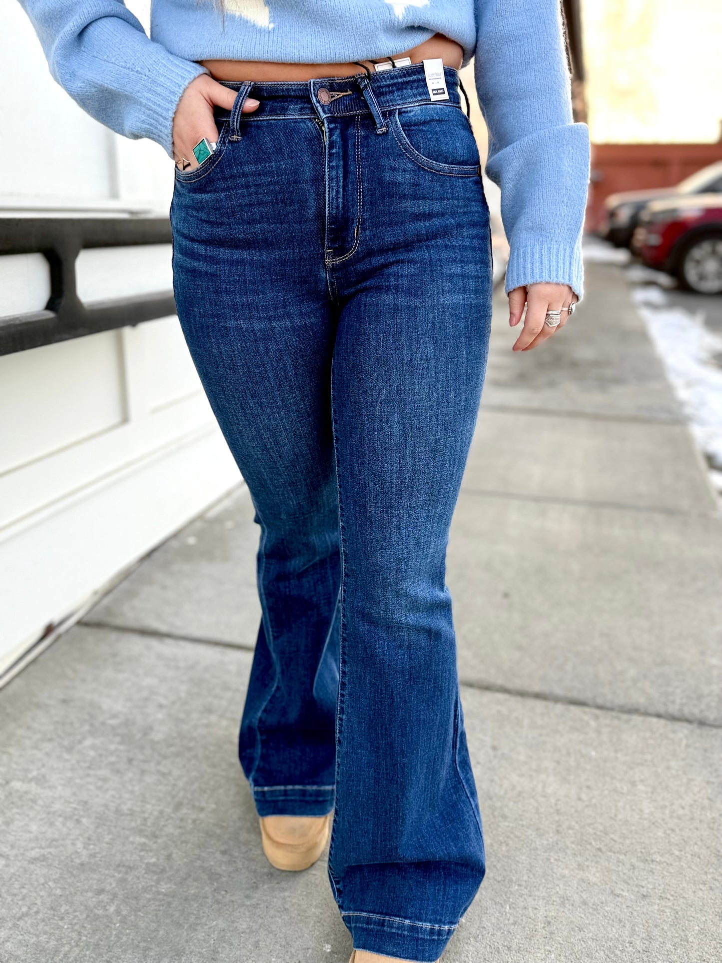 Alexander HW Wide Hem Flare