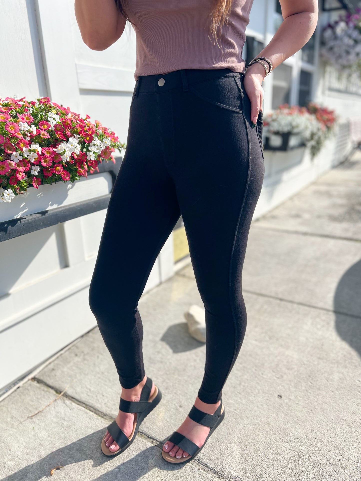 The Best Dressed Cotton Twill Pant- BLK