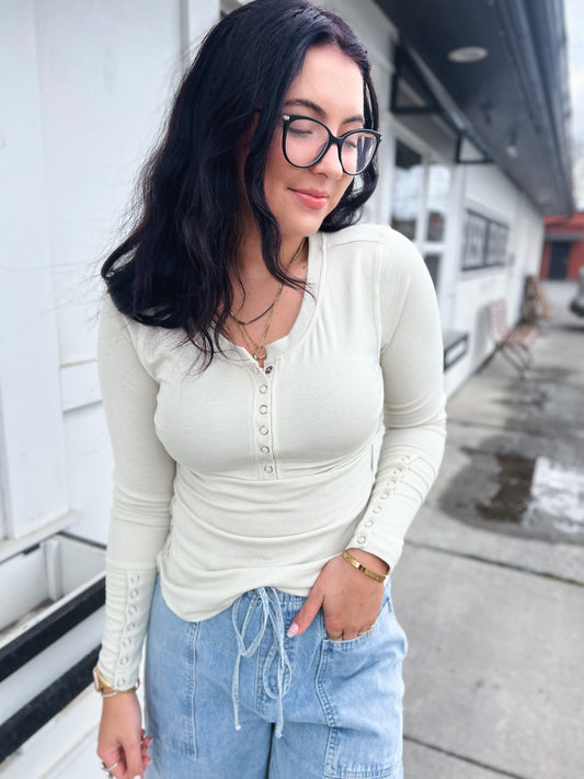 McKenzie Snap Henley- Lt. Sage