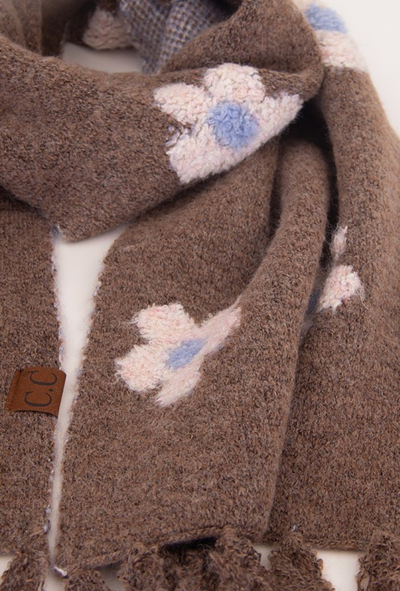 C.C Daisy Pattern Oblong Scarf- Brown